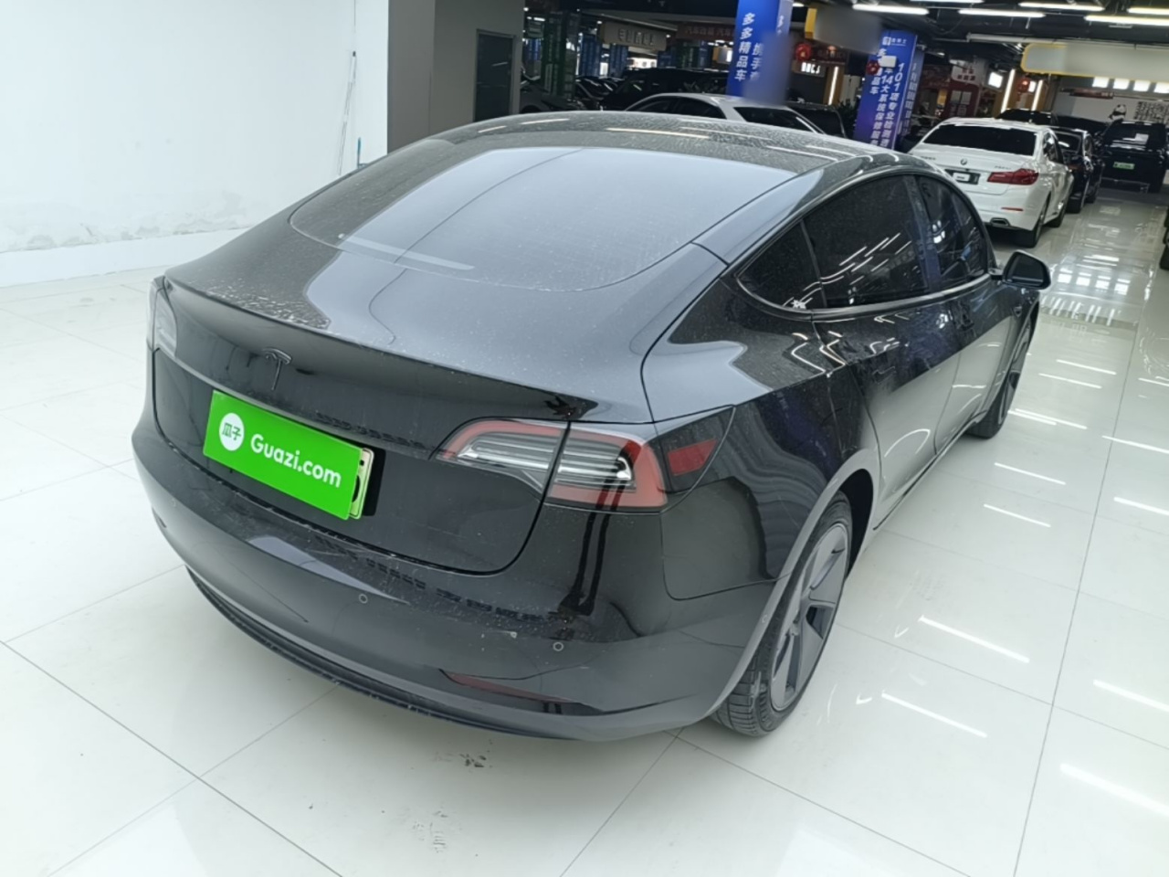 Model 3 2022 RWD photo 4