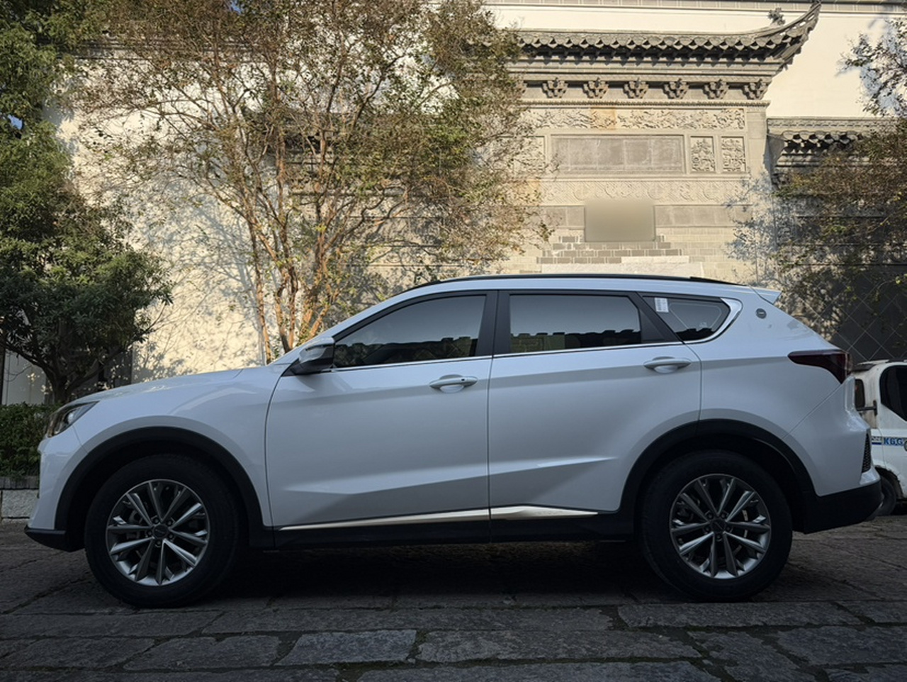 X70 2024 1.5T DCTPRO 7-Seater photo 2