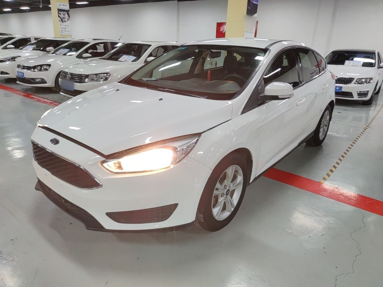 Focus 2018 Hatchback Classic 1.6L AT Comfort