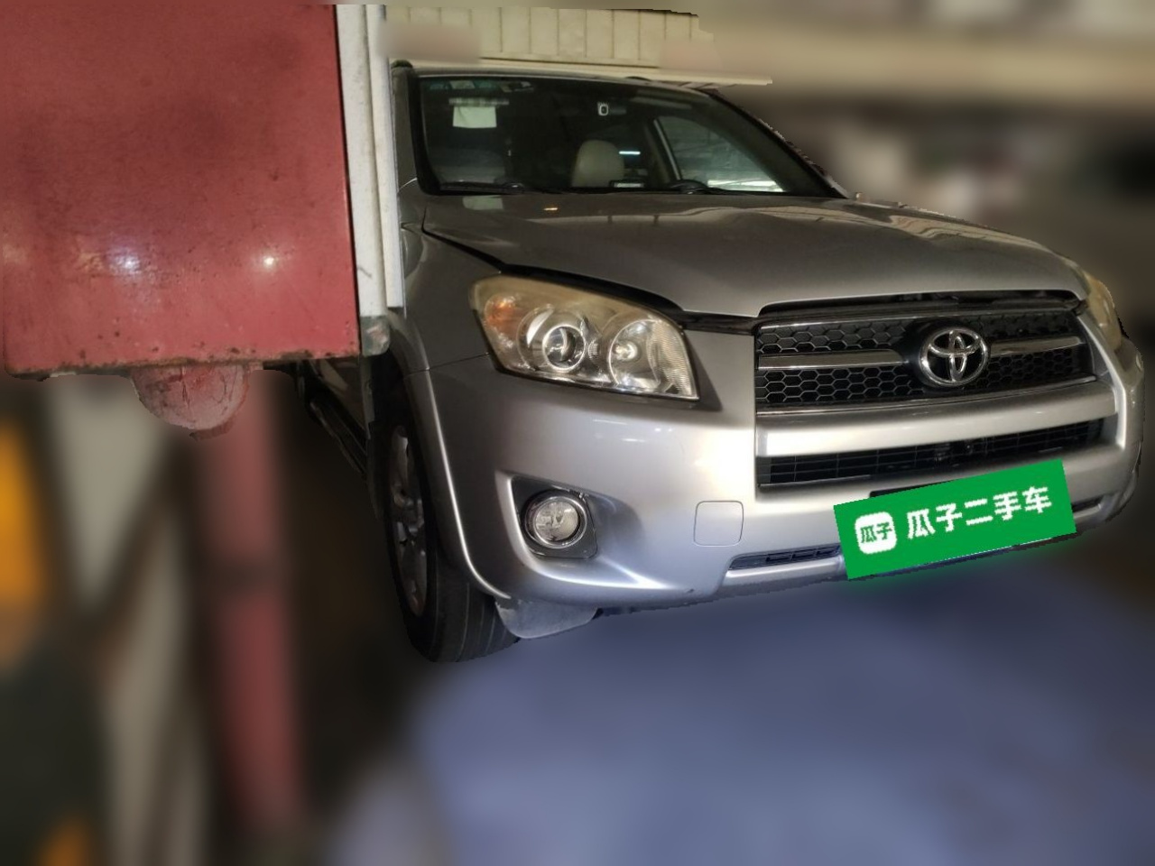 RAV4 2010 2.4L AT Luxury Upgraded photo 3