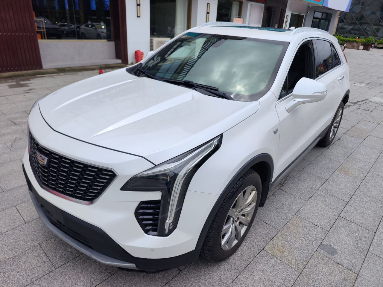 XT4 2018 28T RWD Leading