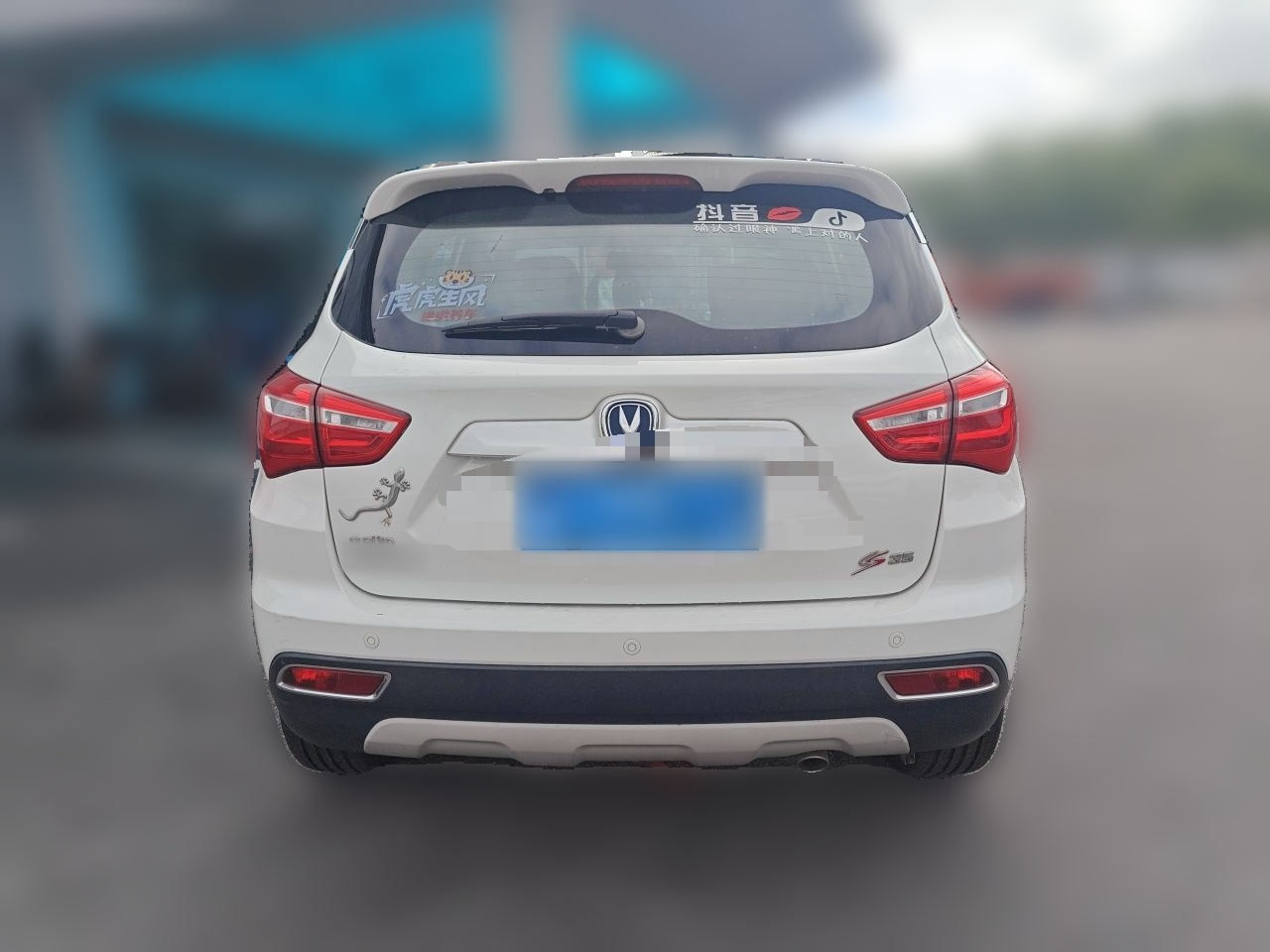 CS35 2017 1.6L MT Luxury photo 3