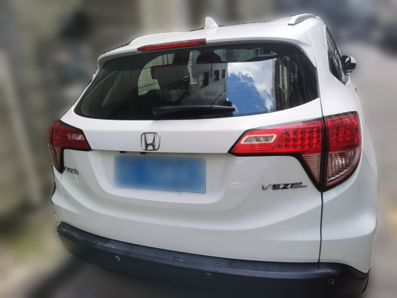 Vezel 2017 1.5L CVT RWD Comfort photo 5