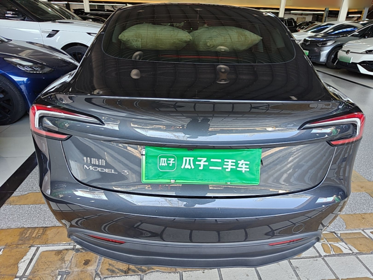 Model 3 2023 RWD photo 5