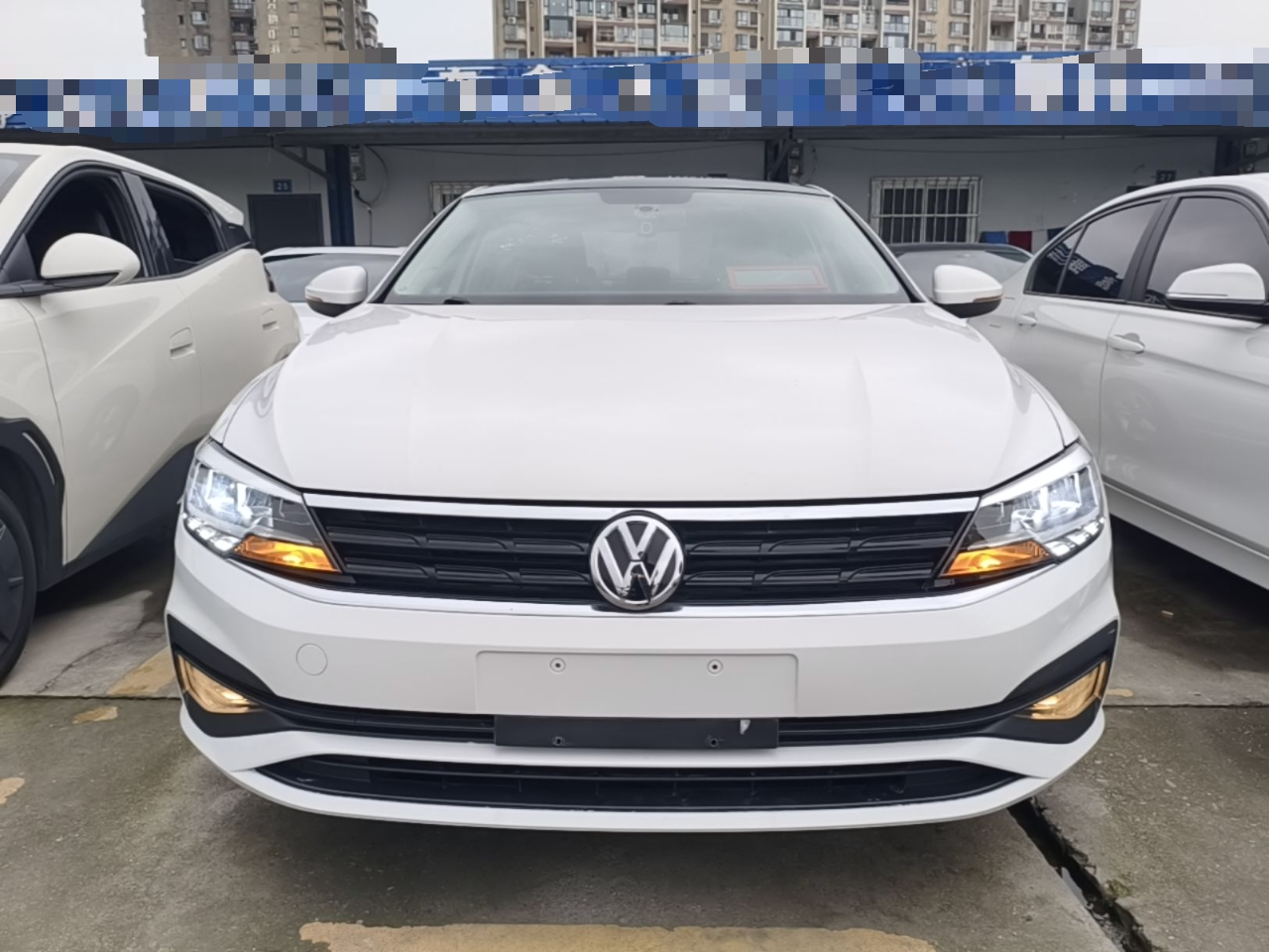 Lamando 2021 230TSI DSG photo 2