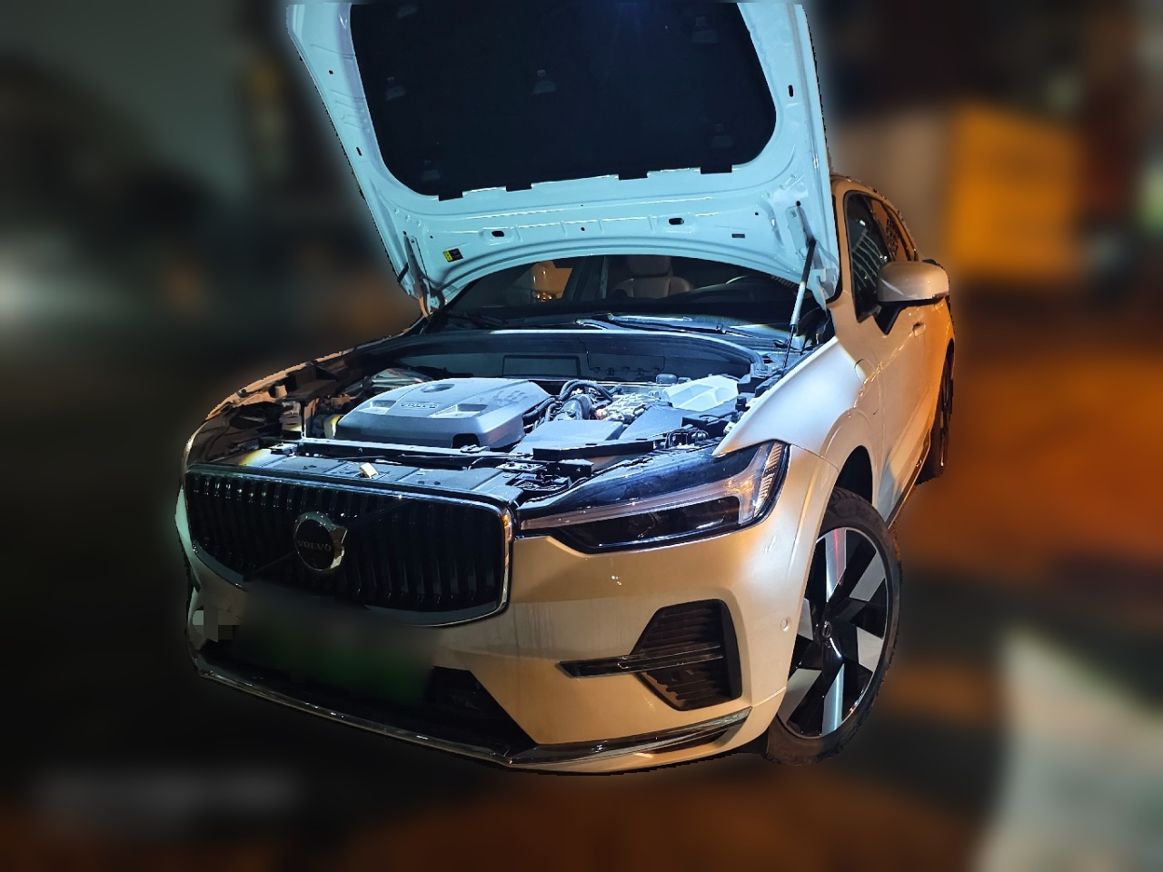 XC60 EV 2025 Hybrid Long Range AWD Luxury