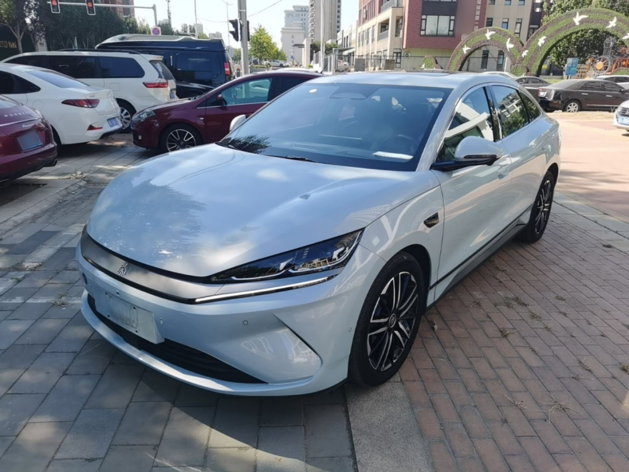 Qin L 2025 EV 545KM Excellence