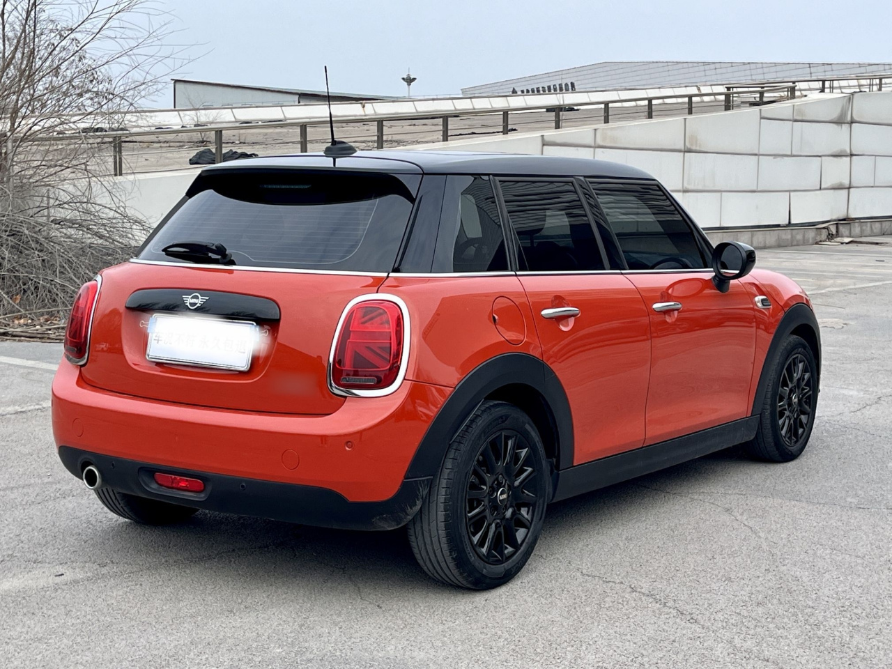 2021 1.5T COOPER Classic 5-Door photo 4