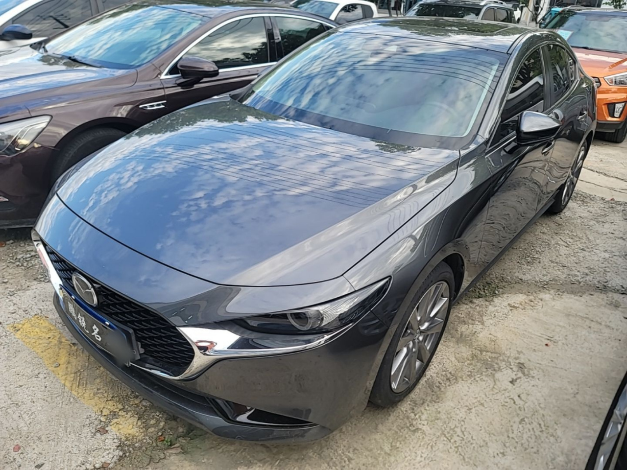 3 Axela 2023 2.0L AT