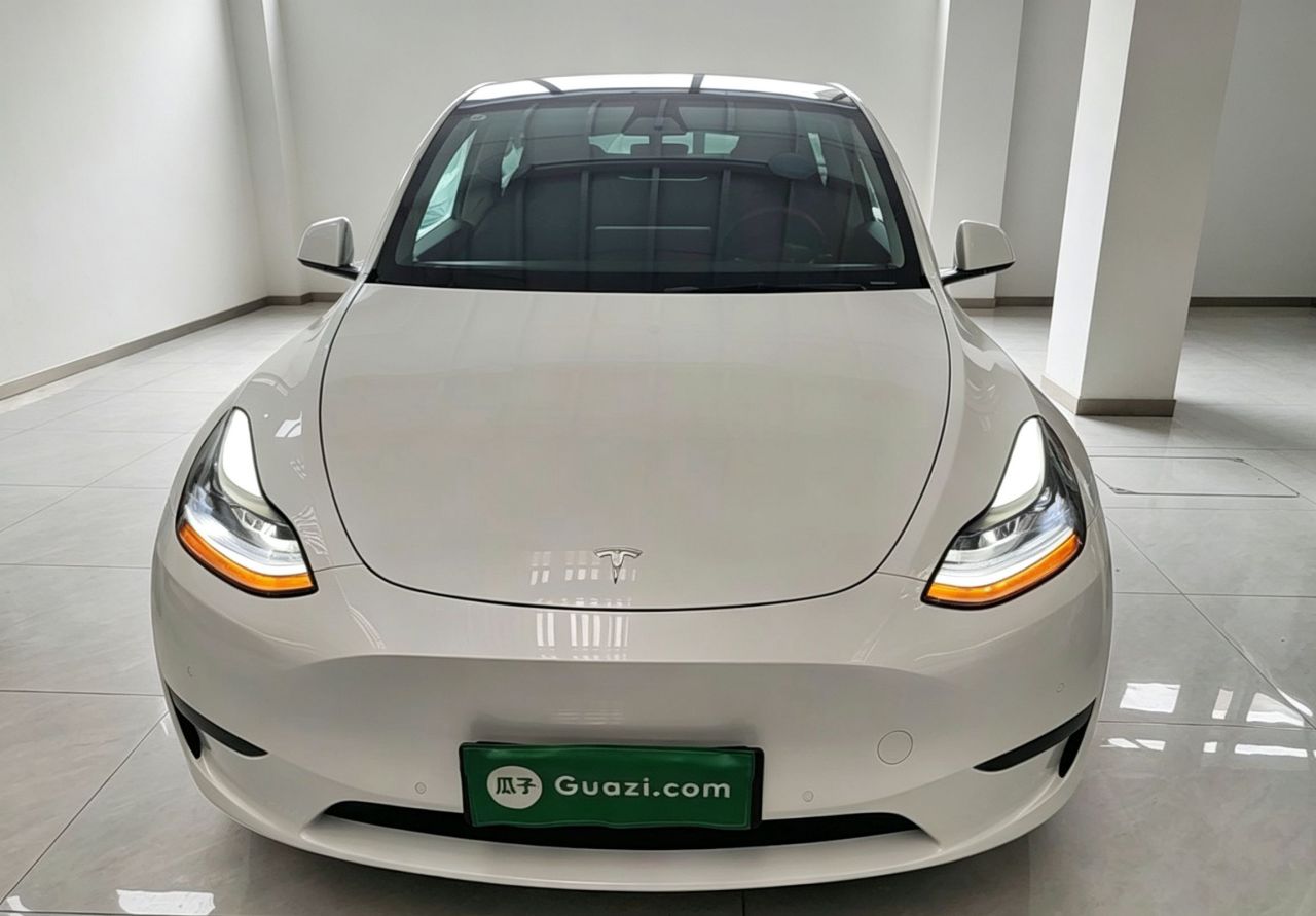Model Y 2022 Facelift RWD photo 2