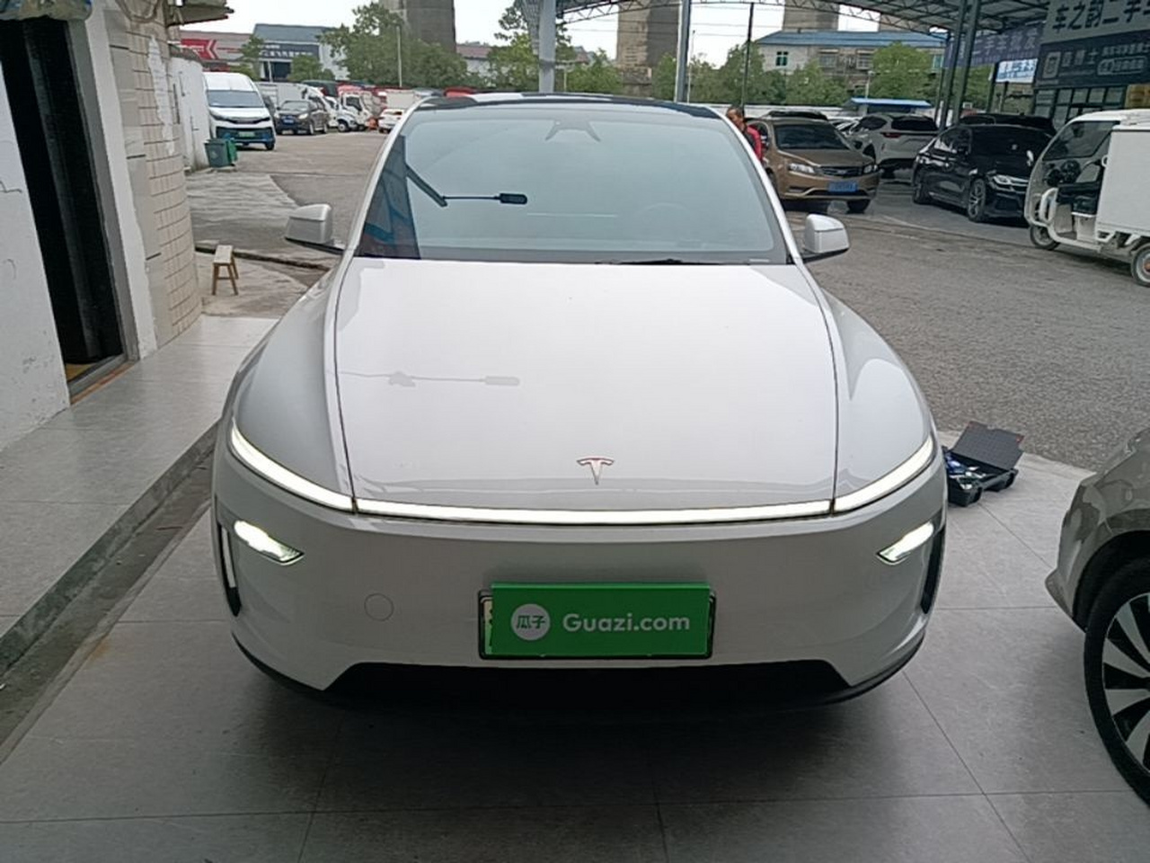 Model Y 2026 Long Range RWD photo 2