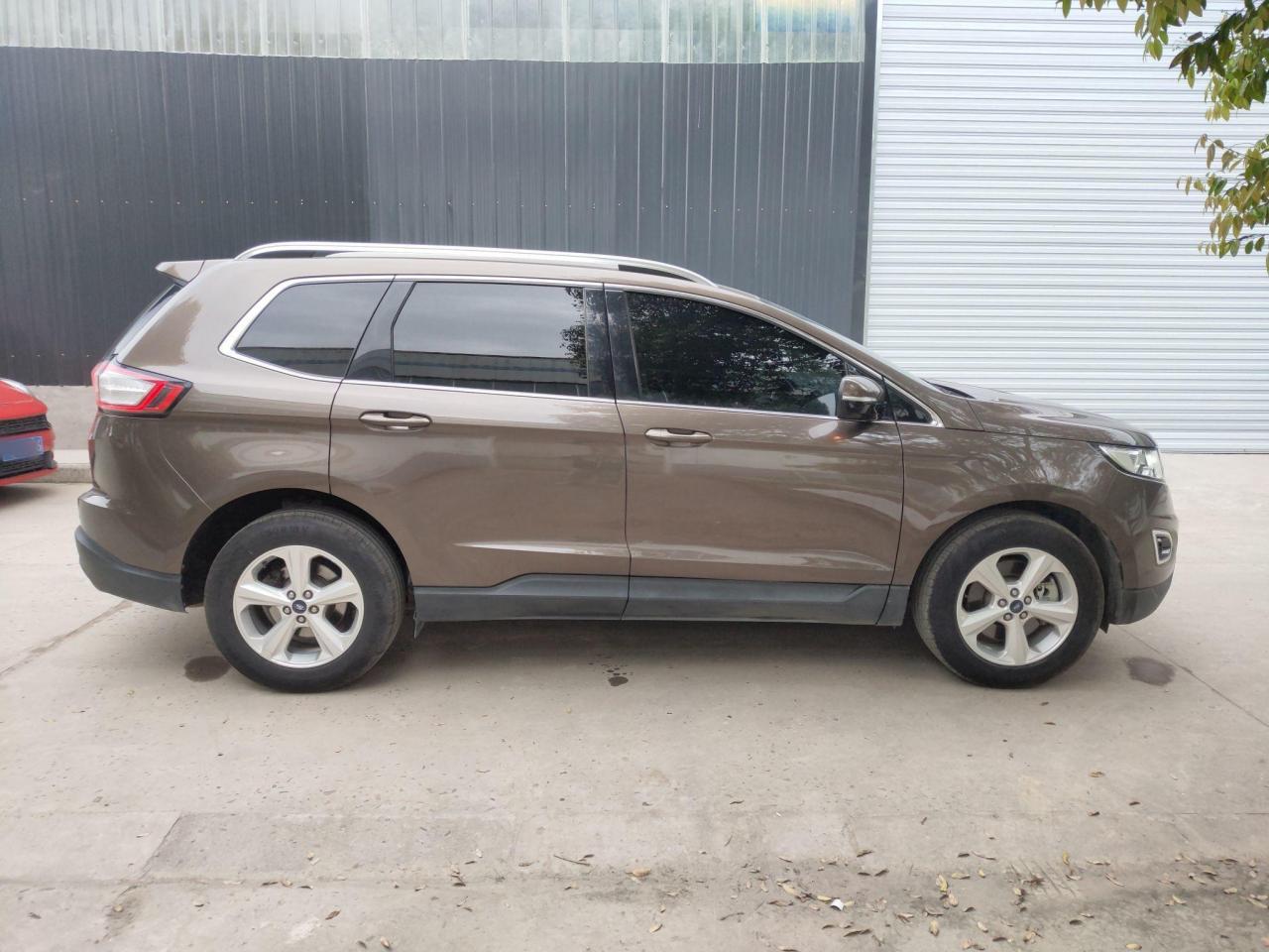 Edge 2016 EcoBoost 245 RWD 5-Seater