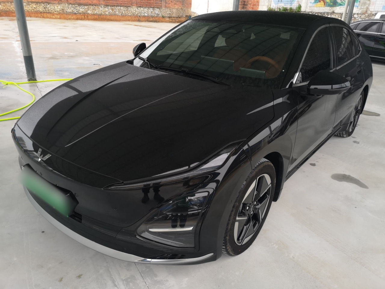 Wuling 2025 610km Smart Flagship