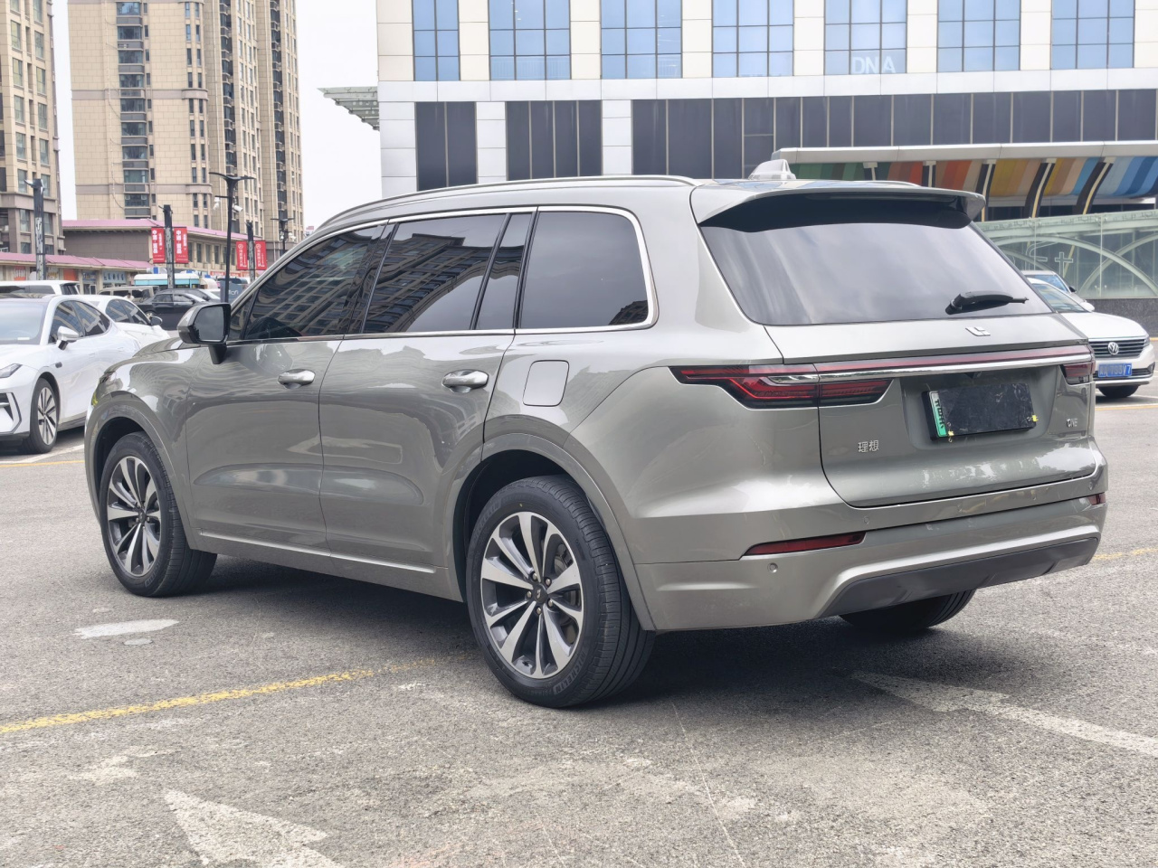 Li Auto ONE 2020 EREV 6-Seater photo 4