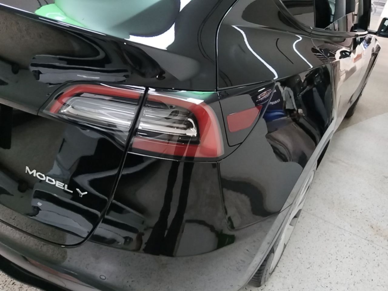 Model Y 2022 Facelift RWD photo 2