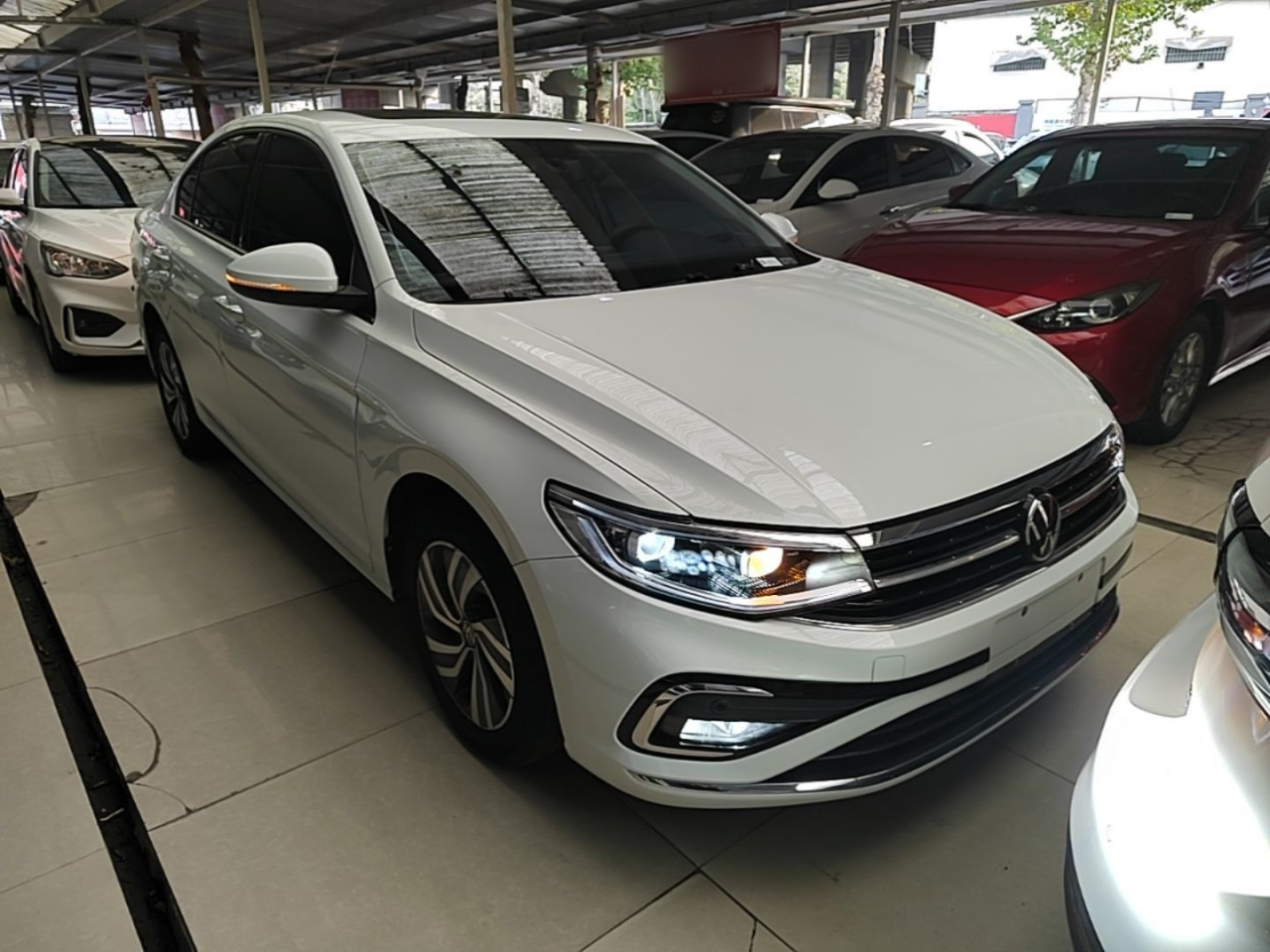 Bora 2023 200TSI DSG photo 3