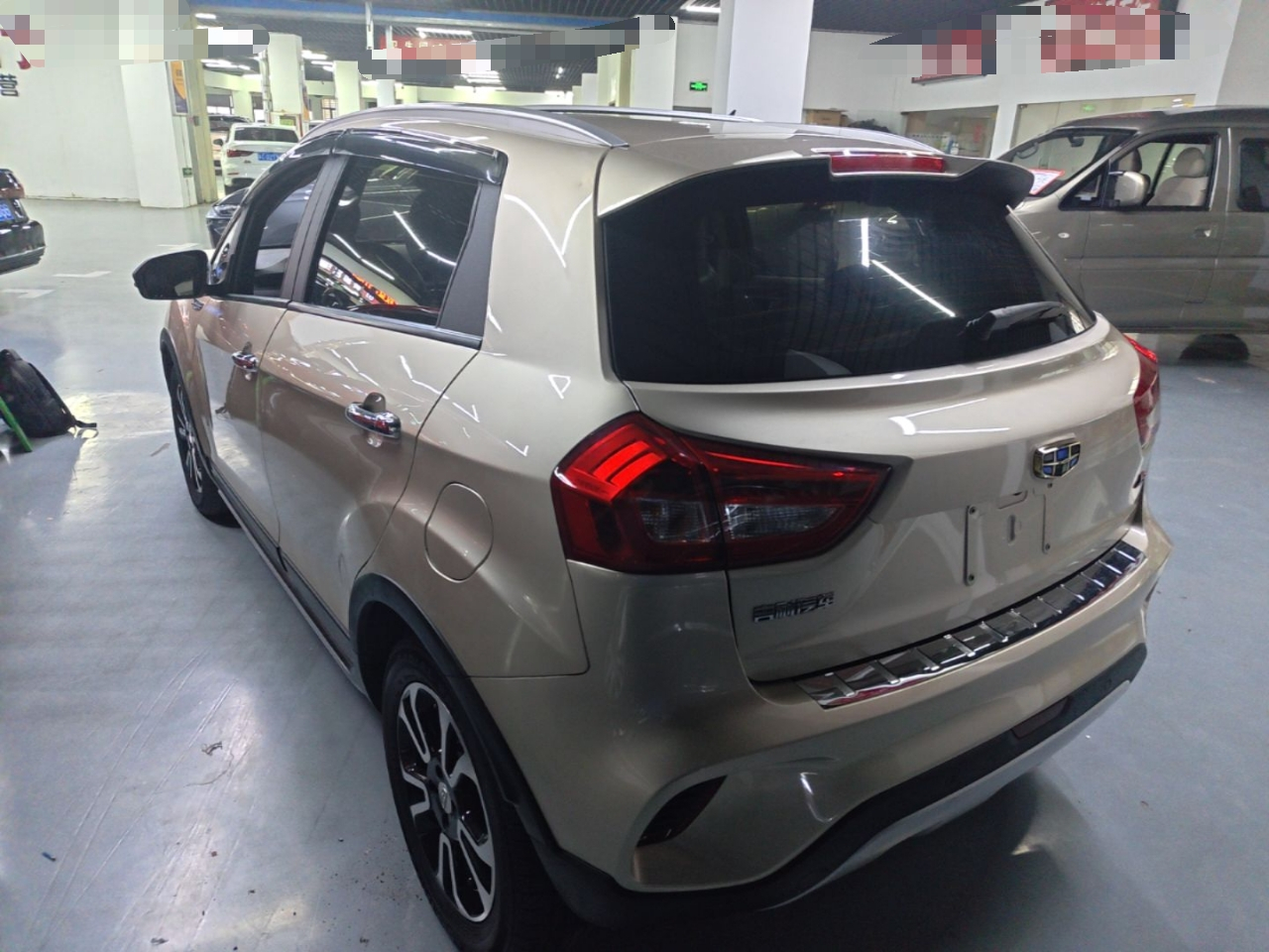 Vision X3 2017 1.5L AT Premium photo 4