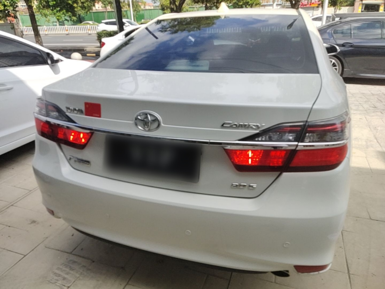 Camry 2015 2.0G Leading photo 5