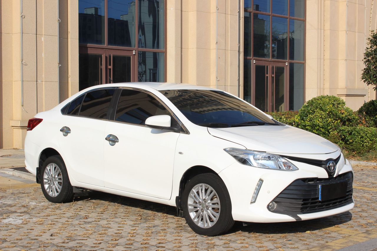 Vios 2017 1.5L CVT photo 3