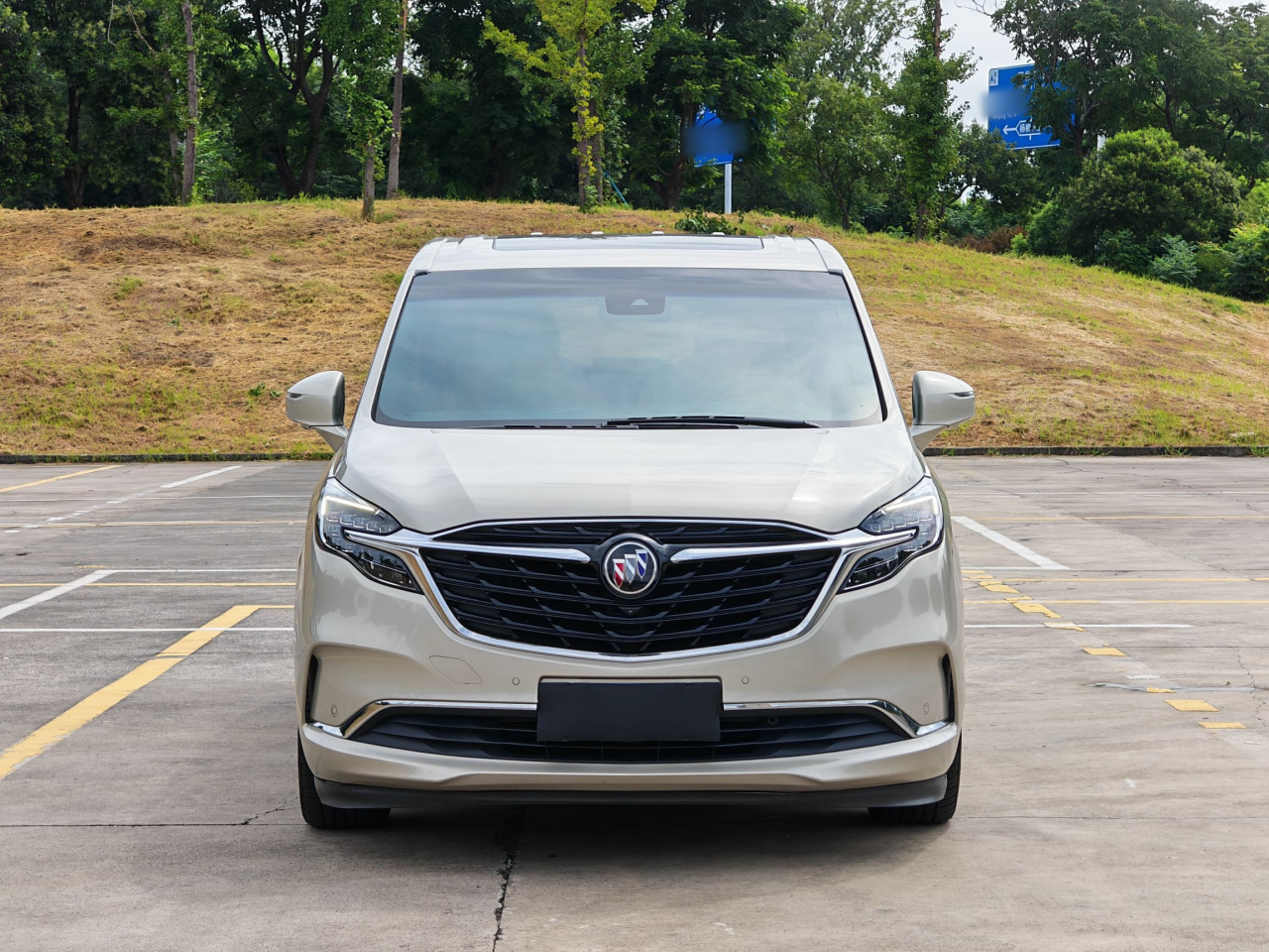 GL8 2022 ES 653T Luxury photo 2
