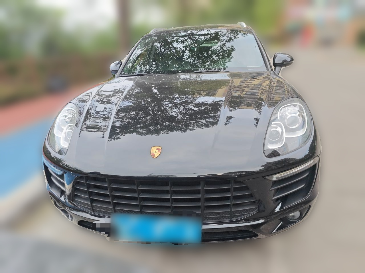 2017 Macan 2.0T photo 2