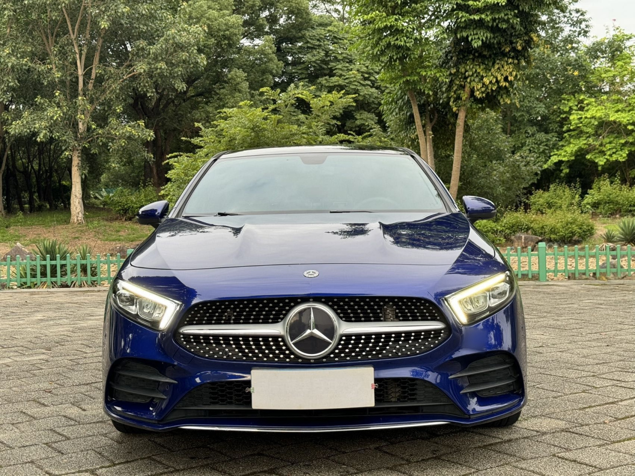A-Class 2020 A 200 L Sport photo 2