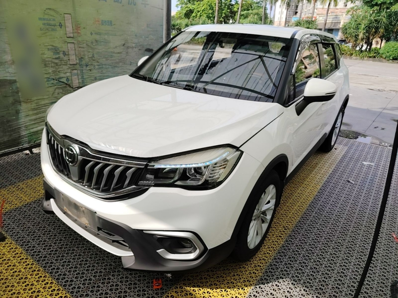Zhonghua V3 2017 1.5L MT Smart