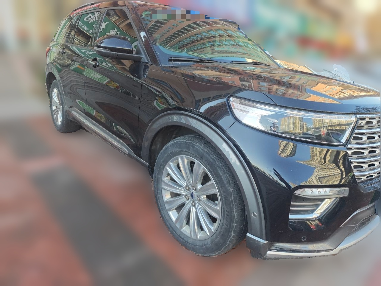 Explorer 2020 EcoBoost 285 AWD Titanium 6-Seater photo 3