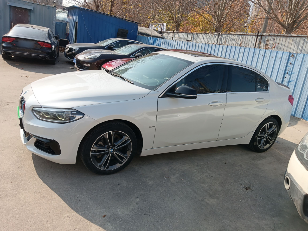 1 Series 2018 118i Sport photo 4
