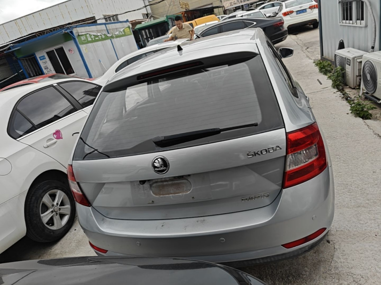 Rapid Spaceback 2014 1.6L AT photo 5