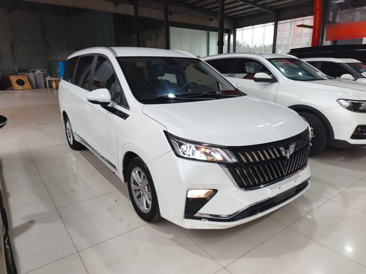 Wuling 2022 1.5T CVT Smart Luxury photo 3
