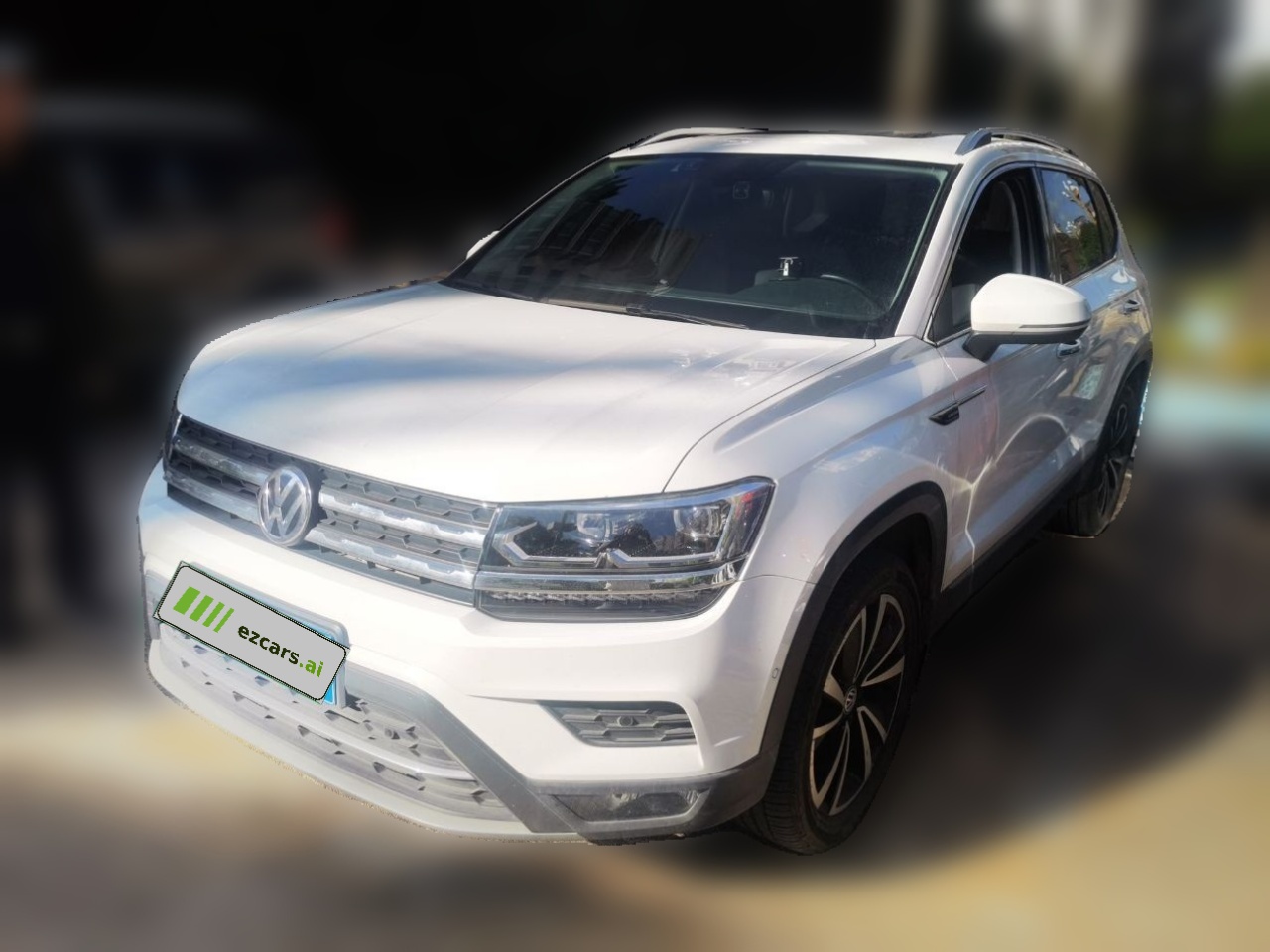 Tharu 2019 330TSI AWD Flagship China VI