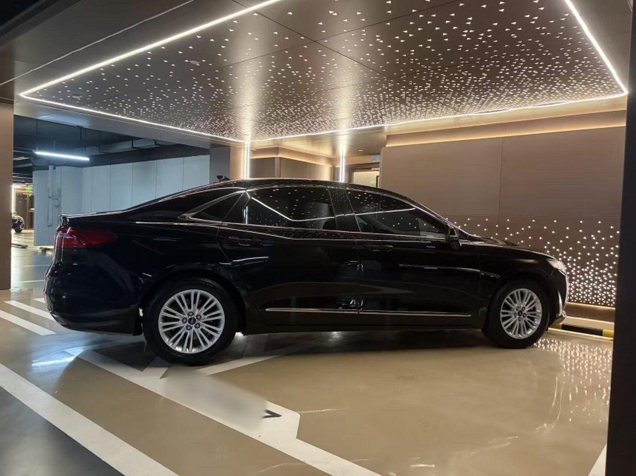 Taurus 2017 Facelift EcoBoost 245 Fashion photo 2