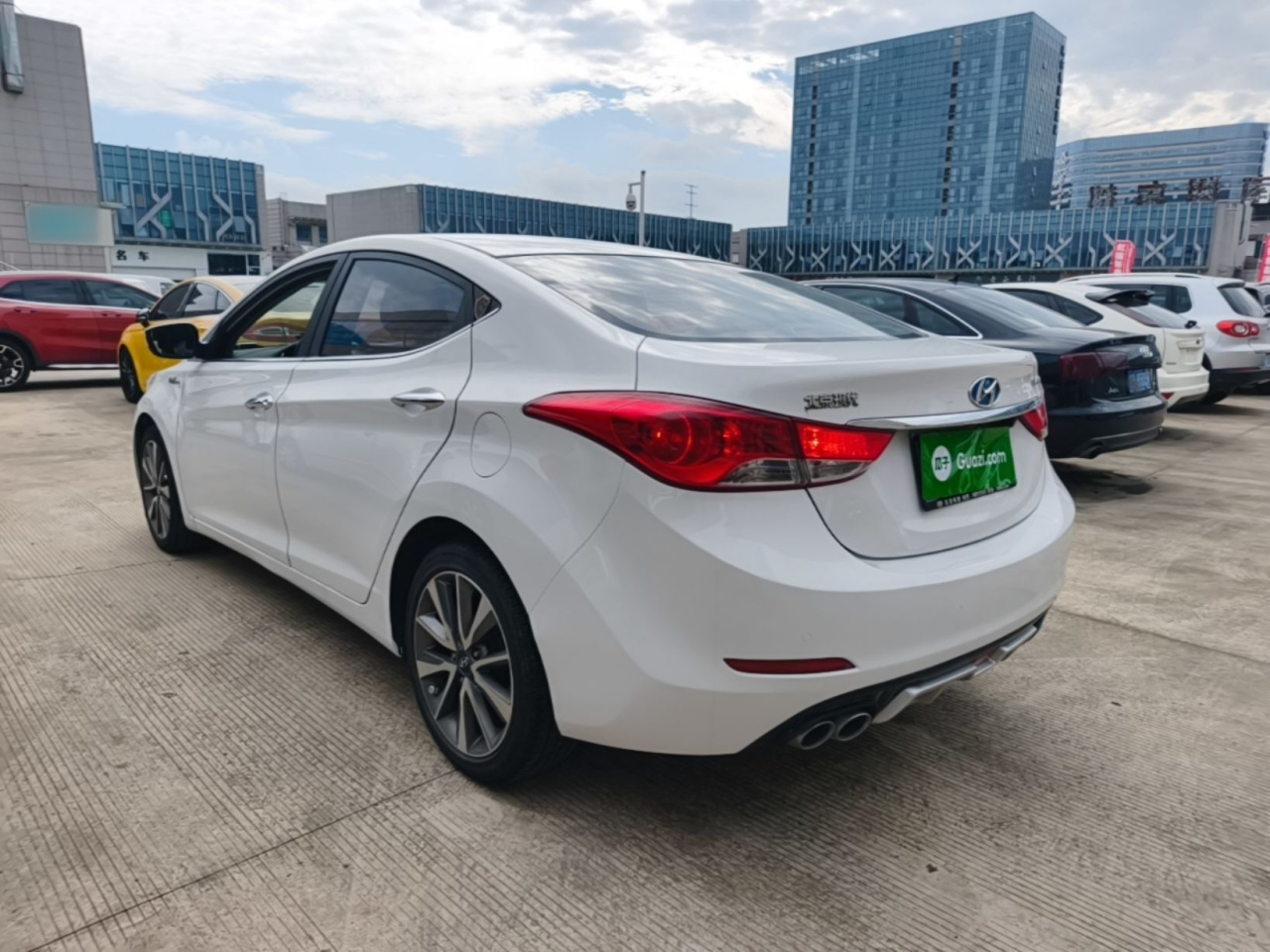 Elantra 2015 1.6L AT Premium photo 4