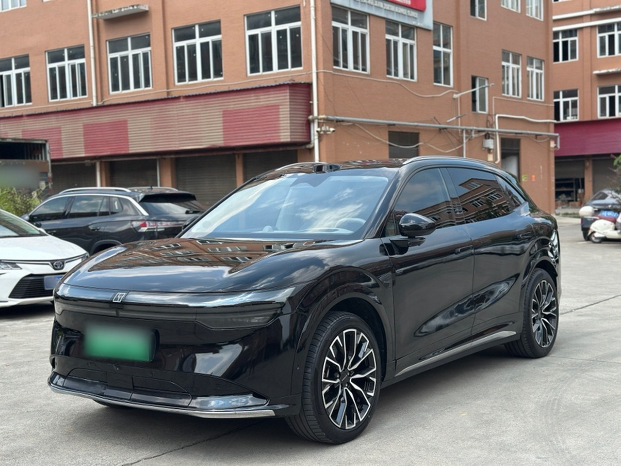 7X 2025 75kWh RWD ADAS