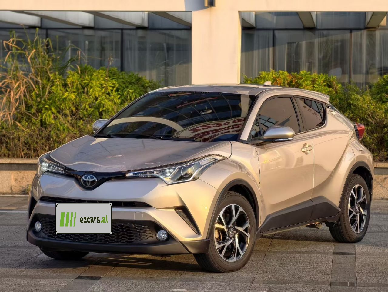 C-HR 2020 2.0L Leading