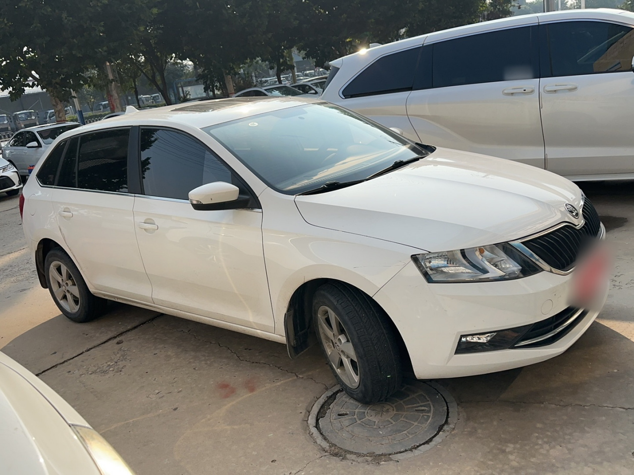 Rapid Spaceback 2019 Facelift 1.5L MT Comfort China VI photo 4