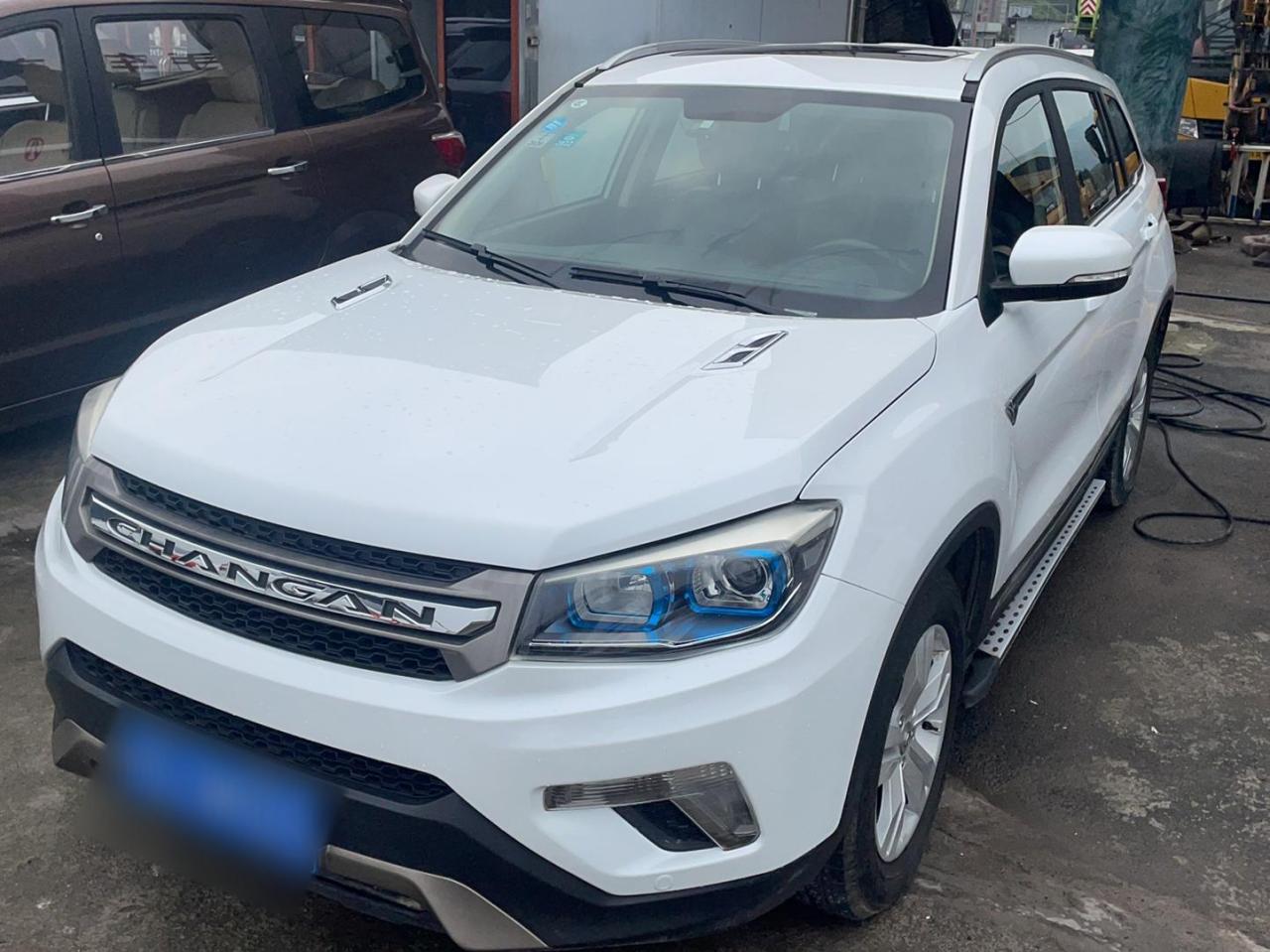 CS75 2014 2.0L MT Luxury IV