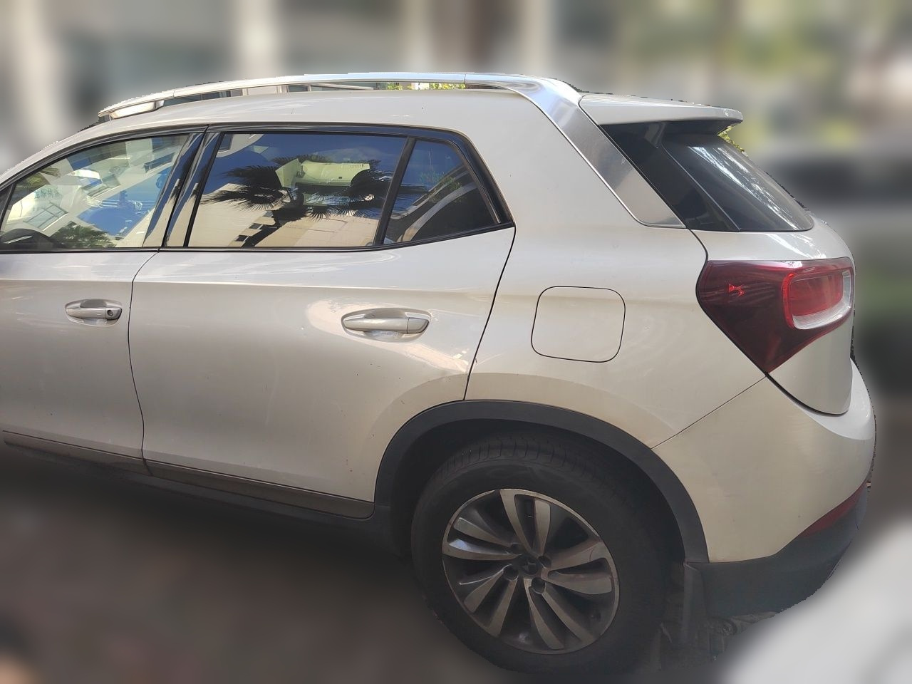 6 2014 1.6T Luxury THP160 photo 4