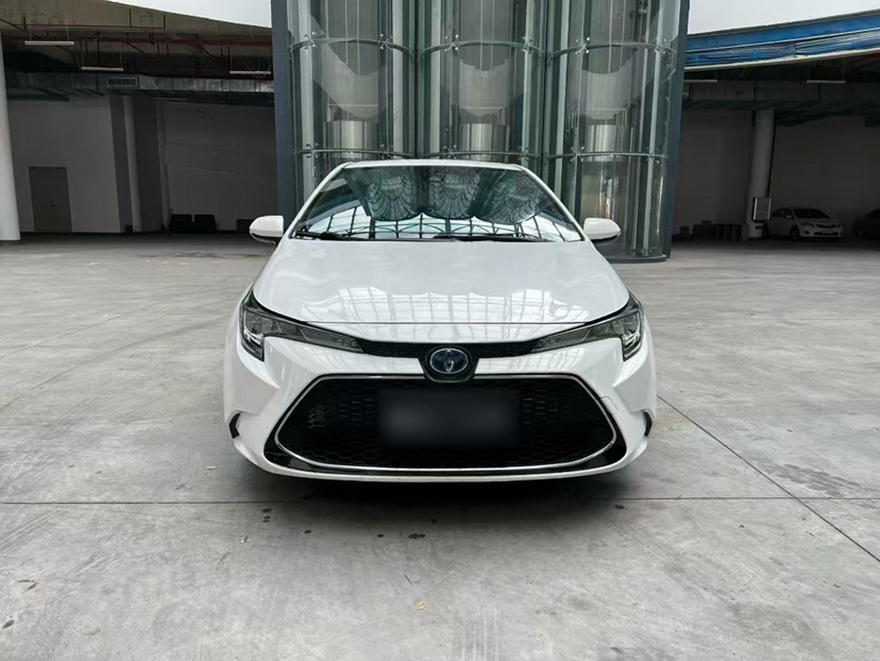 Levin 2022 Hybrid 1.8H E-CVT Luxury photo 4