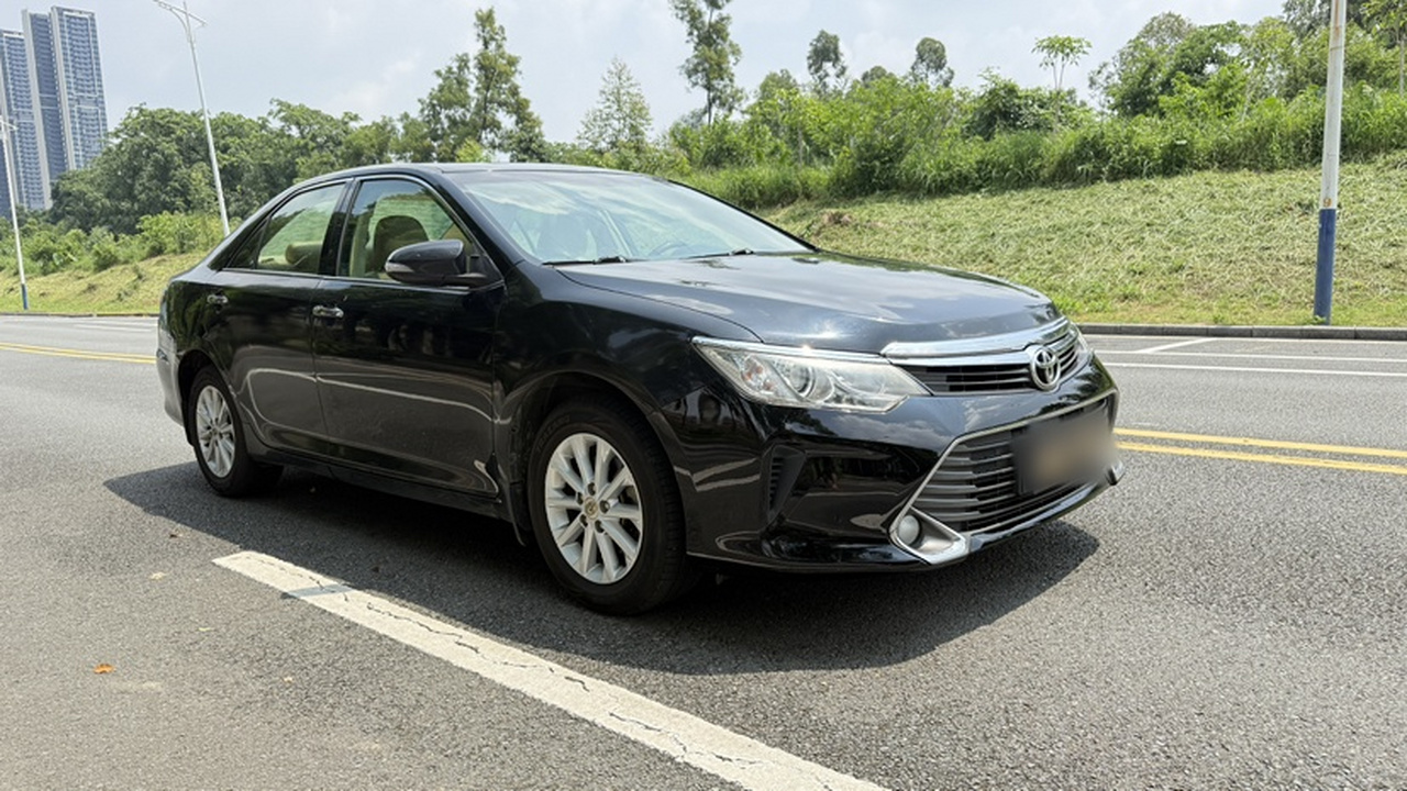 Camry 2015 2.0G Leading photo 3