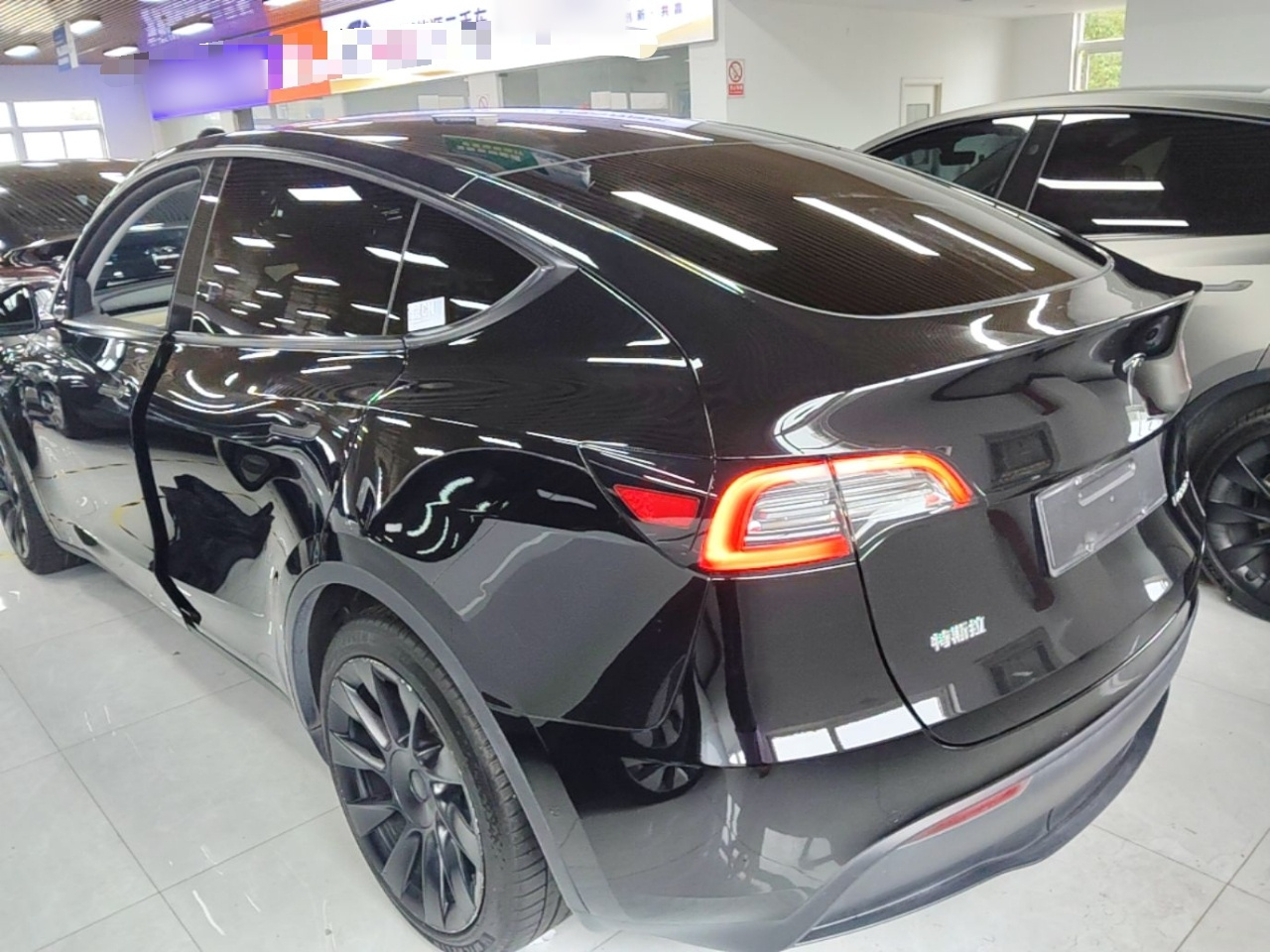 Model Y 2022 Facelift RWD photo 4