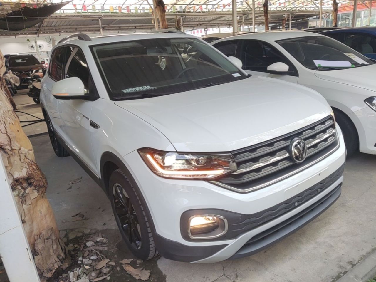 2020 1.5L AT photo 5