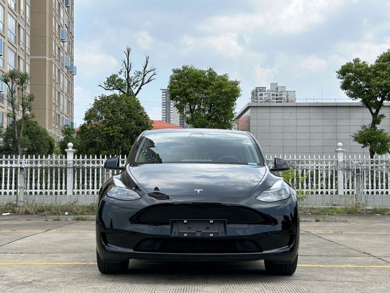 Model Y 2022 RWD photo 2