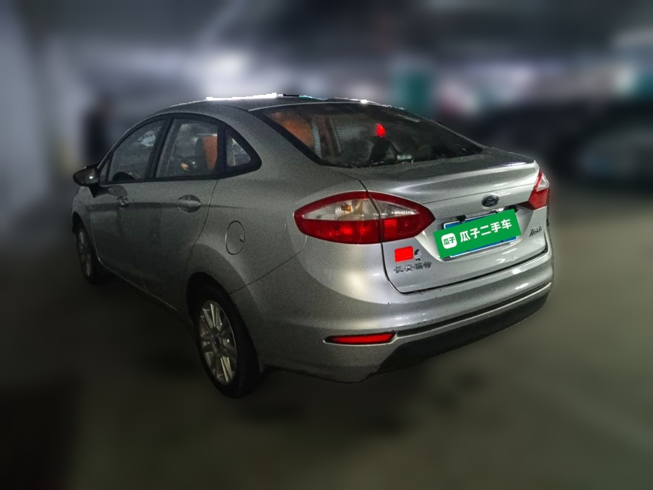 2013 Sedan 1.5L AT Fashion photo 4