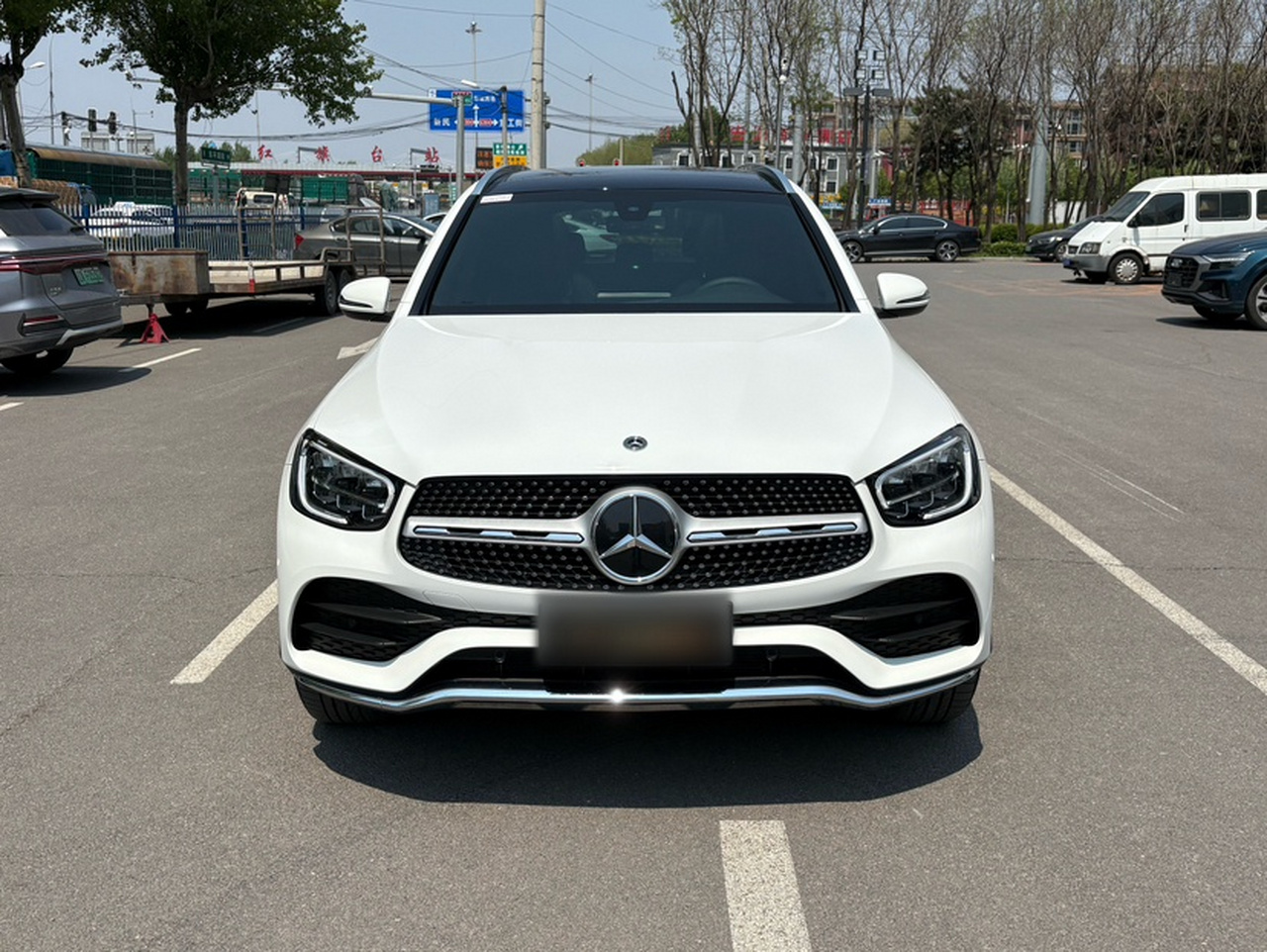 GLC 2022 Facelift GLC 260 L 4MATIC Luxury photo 3