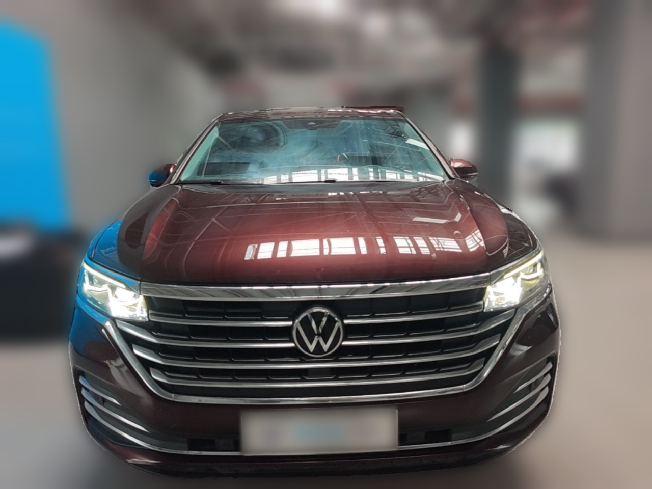 Viloran 2022 380TSI Premium photo 2