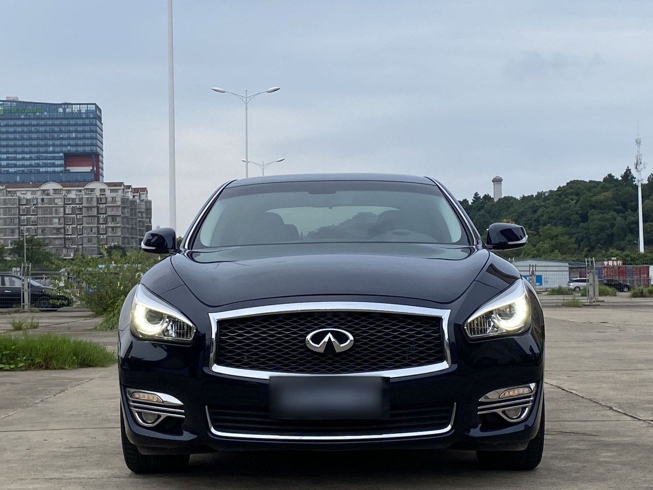 Q70 2017 Q70L 2.5L Elite photo 2