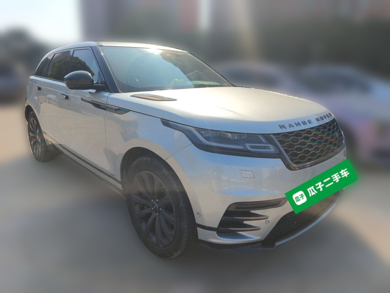 Range Rover Velar 2021 P340 R-DYNAMIC SE photo 3
