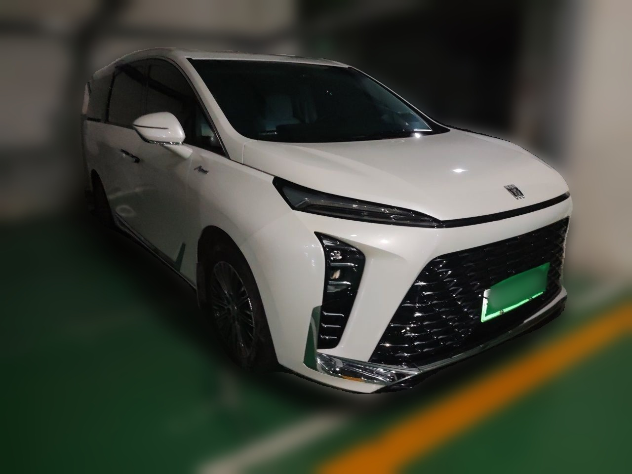 GL8 EV 2024 Exclusive 7-Seater photo 3